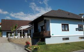 Ferienwohnung Moni